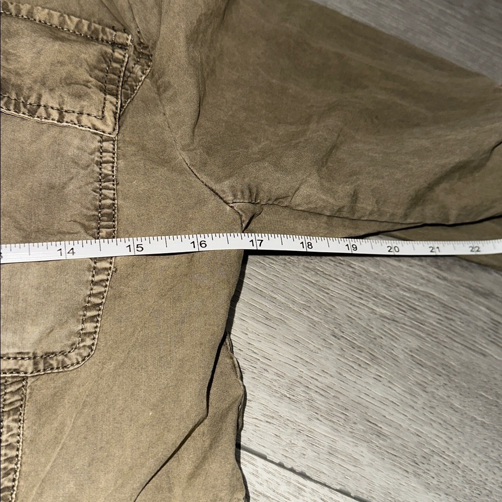 Levi's Khaki Jacket with Hood and pockets size small - Picture 8 of 9